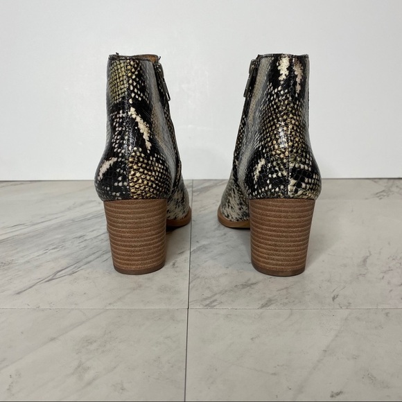 Madewell Rosie Snake Print Heeled Booties 7 1/2 - Picture 3 of 12